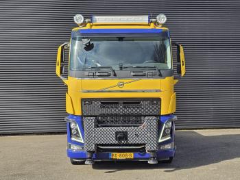 Volvo FH16 650 8x4 / 115 tm CRANE / KRAN / TRACTOR
